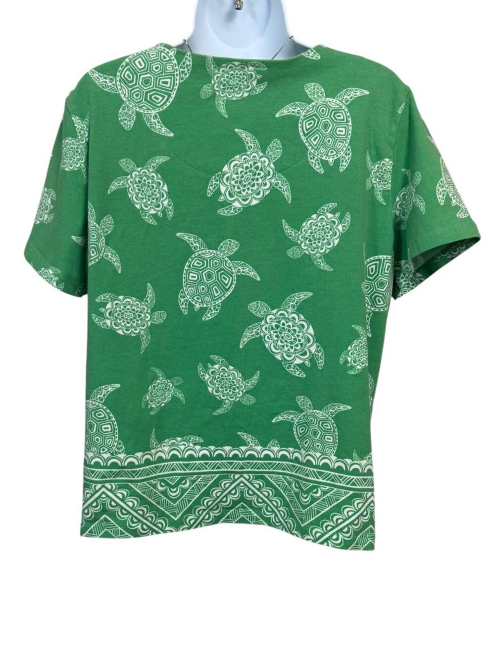 Alfred Dunner Women's Petite Large Sea Turtle Beaded Scoop Neck Top Green - Picture 4 of 10
